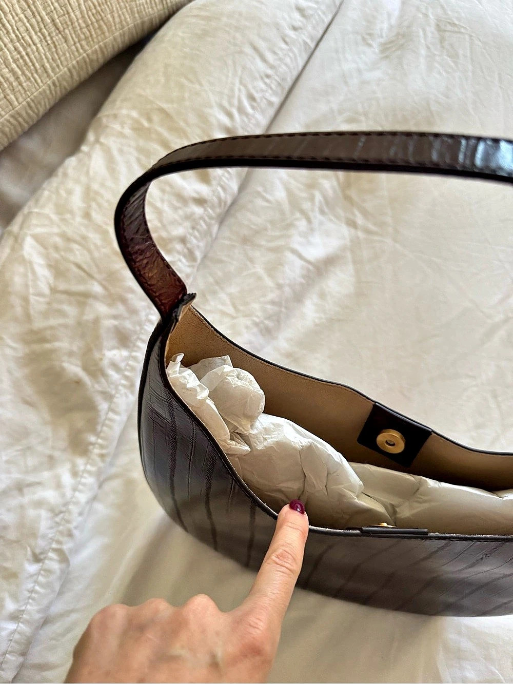 J.Crew Round shoulder bag in eel-embossed leather - Picture 5 of 7